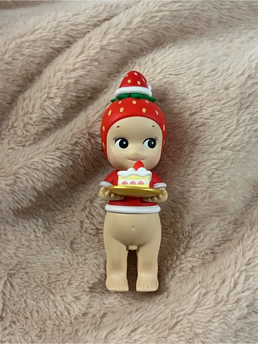 Authentic Sonny Angel Christmas Dinner Series- Strawberry